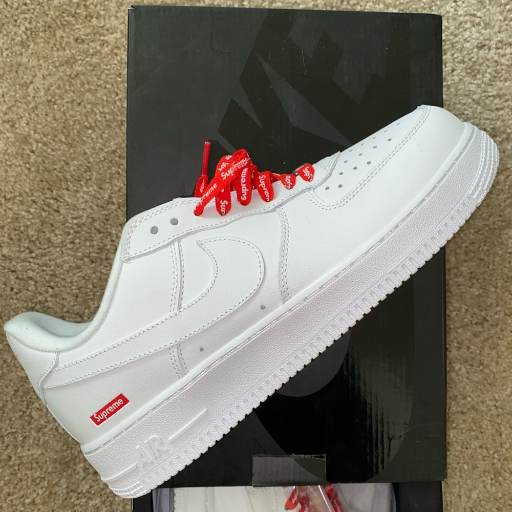 Supreme Nike Air Force 1s - Picture 2 of 4
